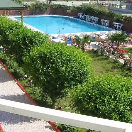 Ozgurhan Hotel 2*
